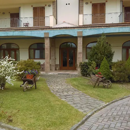 Hotel Pino Loricato